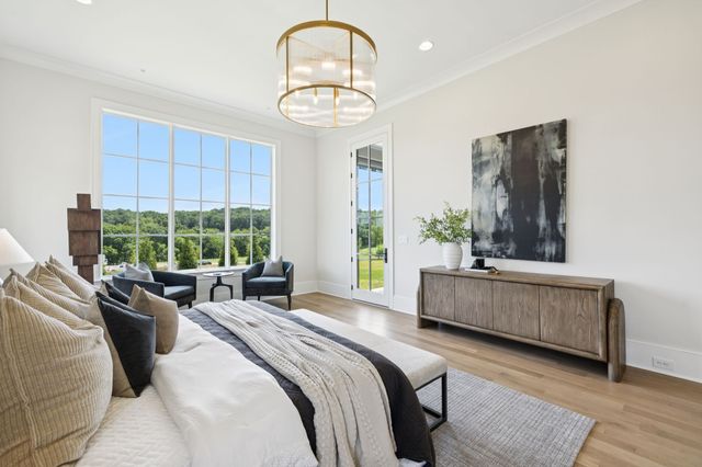 8725 Weller Ln, College Grove, TN 37046