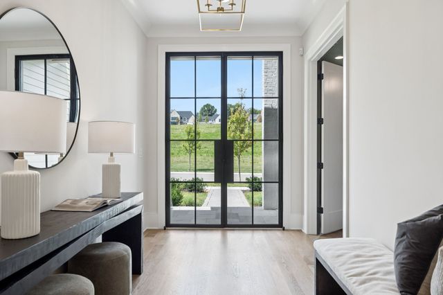 8725 Weller Ln, College Grove, TN 37046