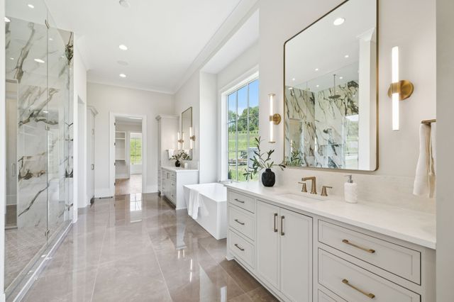 8725 Weller Ln, College Grove, TN 37046