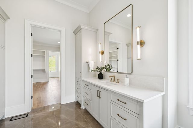 8725 Weller Ln, College Grove, TN 37046