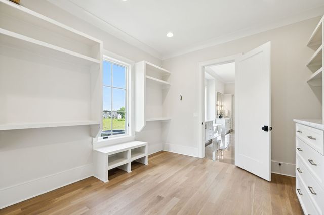 8725 Weller Ln, College Grove, TN 37046