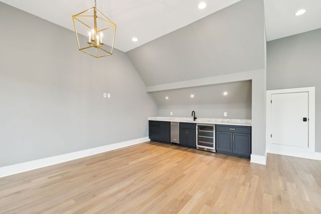 8725 Weller Ln, College Grove, TN 37046