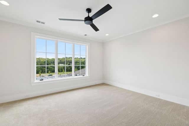 8725 Weller Ln, College Grove, TN 37046