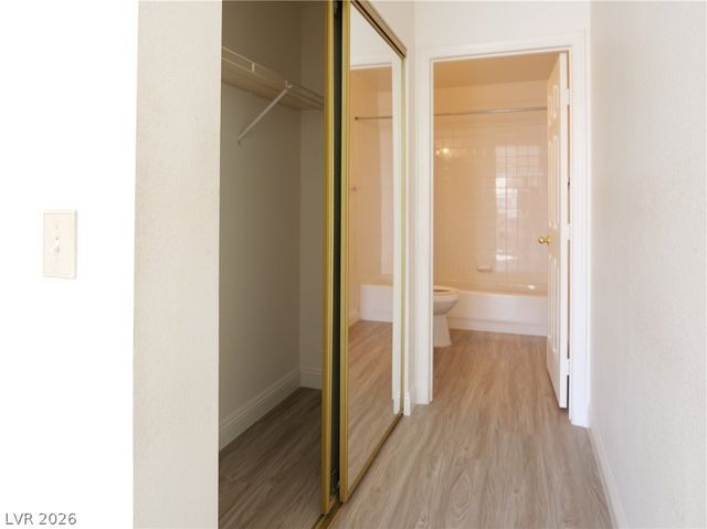 8464 Vast Horizon Avenue, Las Vegas, NV 89129