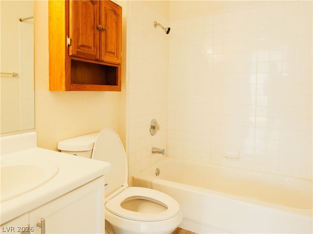 8464 Vast Horizon Avenue, Las Vegas, NV 89129