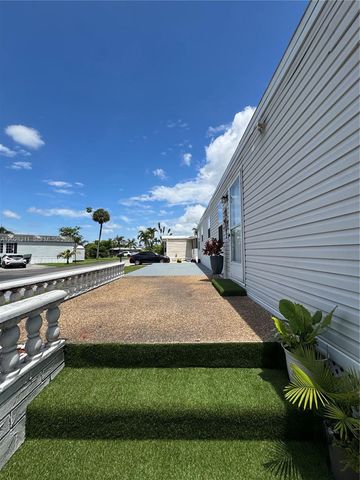5015 SW 29 Street 608, Davie, FL 33312
