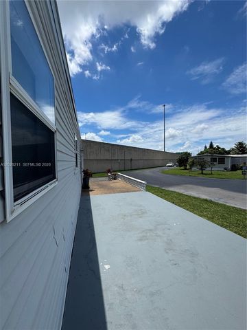 5015 SW 29 Street 608, Davie, FL 33312