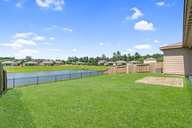 31007 E Lost Creek Boulevard, Magnolia, TX 77355