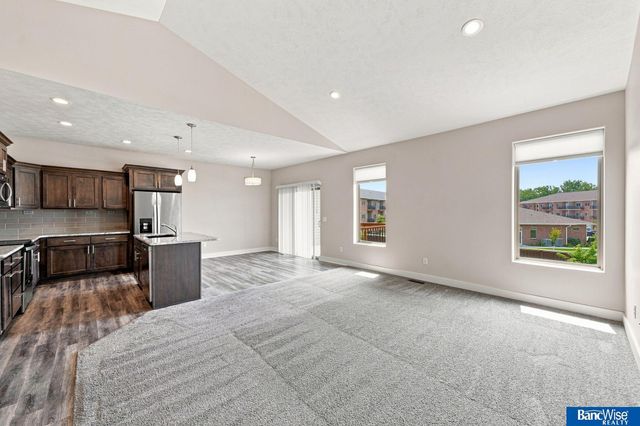 3719 Broadbear Road, Lincoln, NE 68516