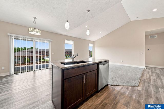 3719 Broadbear Road, Lincoln, NE 68516