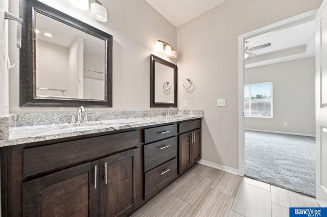 3719 Broadbear Road, Lincoln, NE 68516