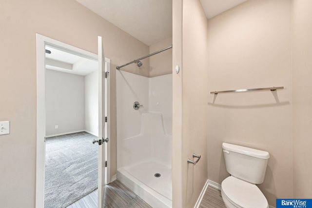 3719 Broadbear Road, Lincoln, NE 68516