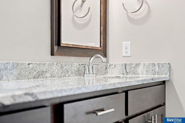 3719 Broadbear Road, Lincoln, NE 68516