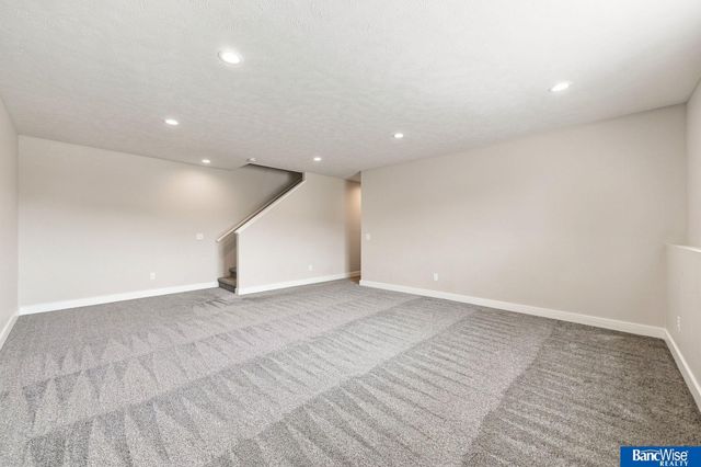 3719 Broadbear Road, Lincoln, NE 68516