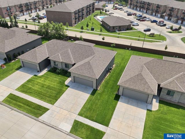 3719 Broadbear Road, Lincoln, NE 68516