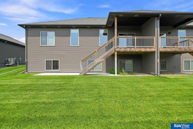 3719 Broadbear Road, Lincoln, NE 68516
