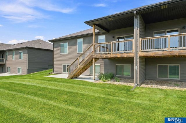 3719 Broadbear Road, Lincoln, NE 68516
