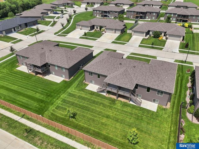 3719 Broadbear Road, Lincoln, NE 68516