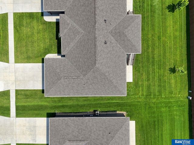 3719 Broadbear Road, Lincoln, NE 68516