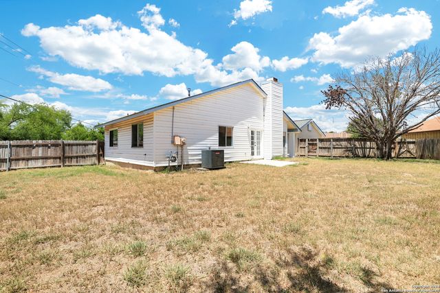 5900 LAKE SUPERIOR ST, San Antonio, TX 78222