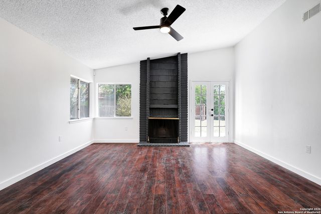 5900 LAKE SUPERIOR ST, San Antonio, TX 78222