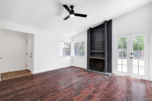5900 LAKE SUPERIOR ST, San Antonio, TX 78222
