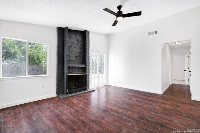 5900 LAKE SUPERIOR ST, San Antonio, TX 78222