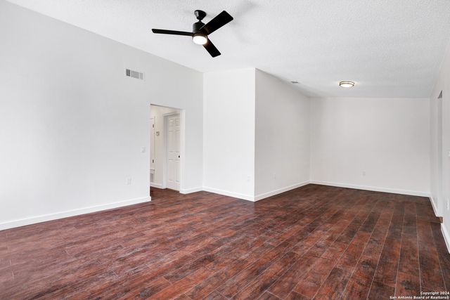 5900 LAKE SUPERIOR ST, San Antonio, TX 78222
