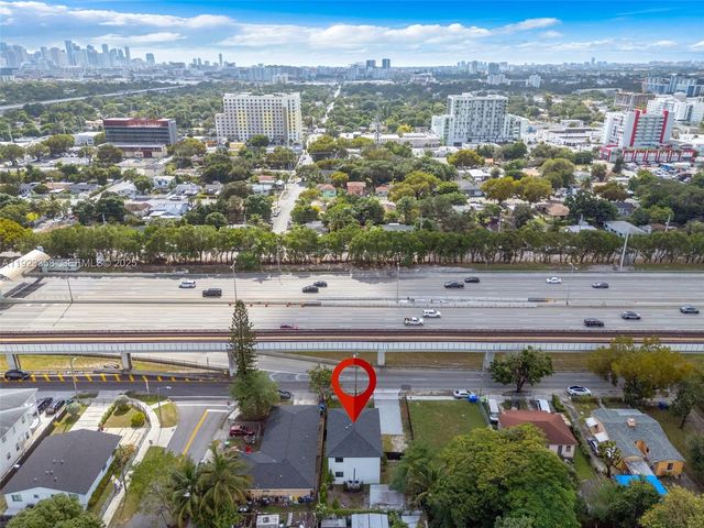 1411 NW 40th St B, Miami, FL 33142