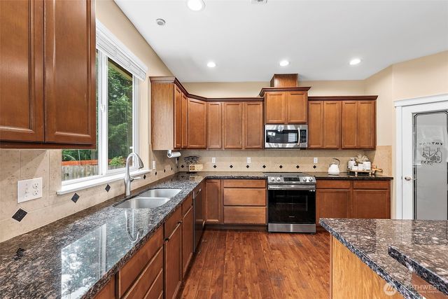 1440 Farina Loop SE, Olympia, WA 98513