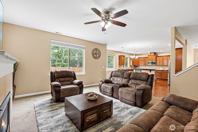 1440 Farina Loop SE, Olympia, WA 98513