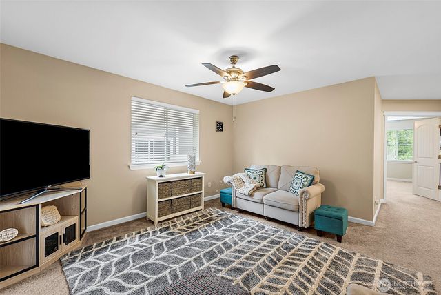 1440 Farina Loop SE, Olympia, WA 98513
