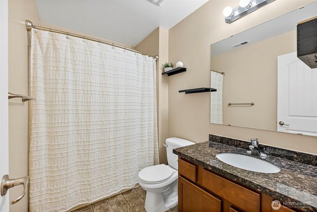 1440 Farina Loop SE, Olympia, WA 98513