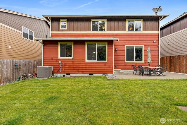 1440 Farina Loop SE, Olympia, WA 98513