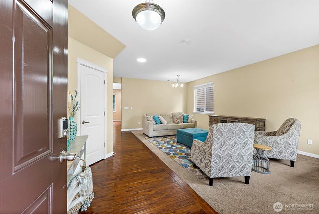 1440 Farina Loop SE, Olympia, WA 98513