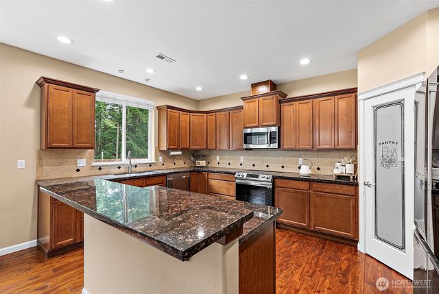 1440 Farina Loop SE, Olympia, WA 98513