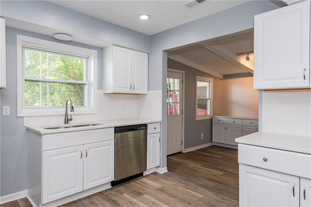 2308 Longview Avenue, Riverside, OH 45431