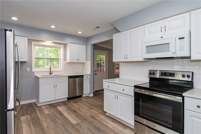 2308 Longview Avenue, Riverside, OH 45431
