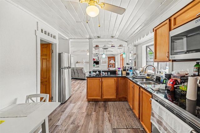 129 94TH AVENUE, Treasure Island, FL 33706