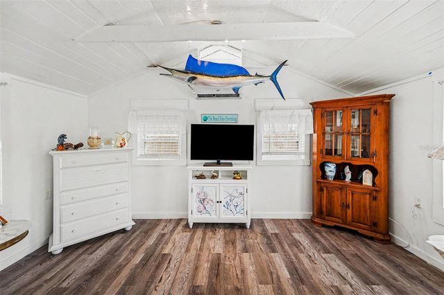 129 94TH AVENUE, Treasure Island, FL 33706