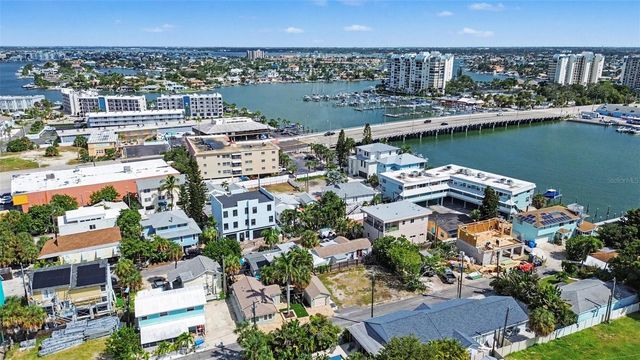 129 94TH AVENUE, Treasure Island, FL 33706