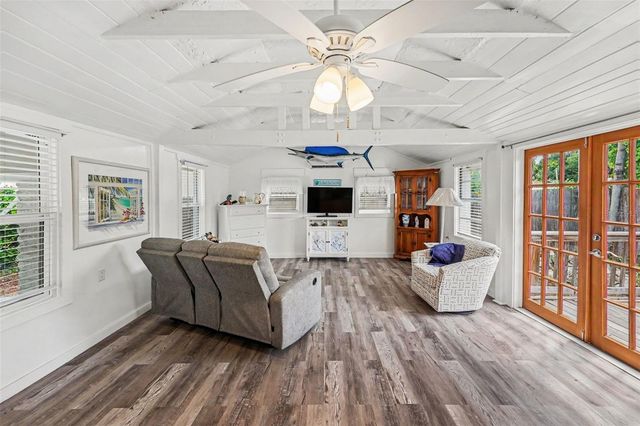 129 94TH AVENUE, Treasure Island, FL 33706