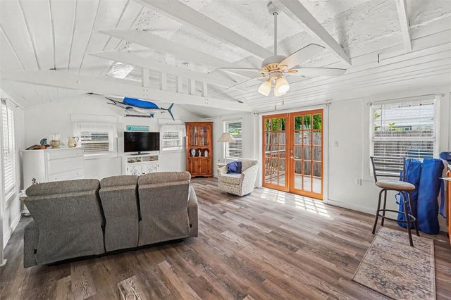 129 94TH AVENUE, Treasure Island, FL 33706