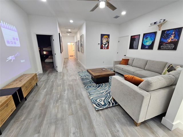 2075 JEWELL AVENUE, Winter Park, FL 32789