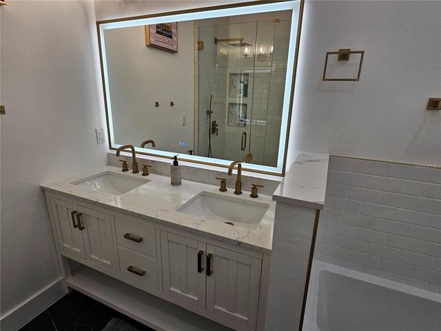 2075 JEWELL AVENUE, Winter Park, FL 32789