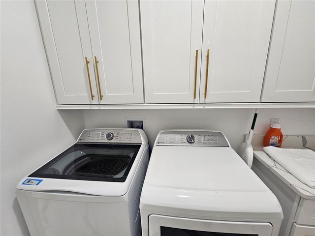 2075 JEWELL AVENUE, Winter Park, FL 32789