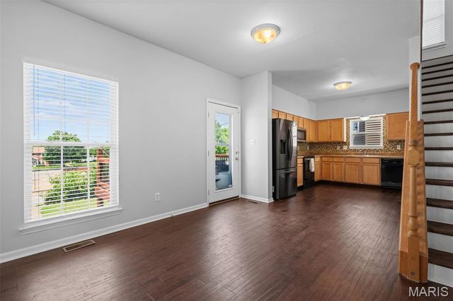 2915 Saint Vincent Avenue, St Louis, MO 63104