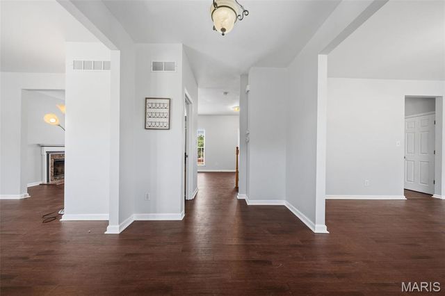 2915 Saint Vincent Avenue, St Louis, MO 63104