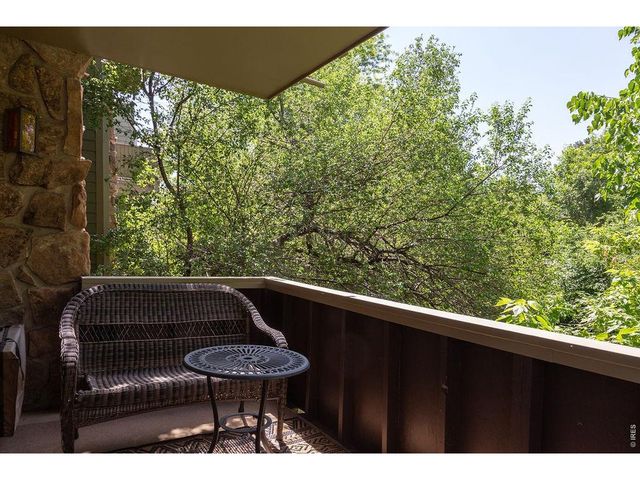 3345 Chisholm Trl C-206, Boulder, CO 80301