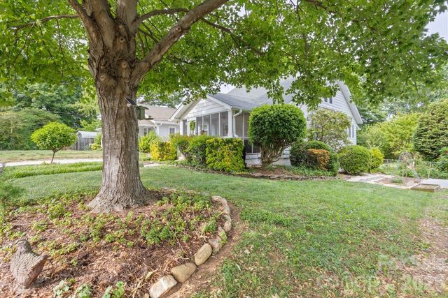821 Watson Avenue, Winston Salem, NC 27103